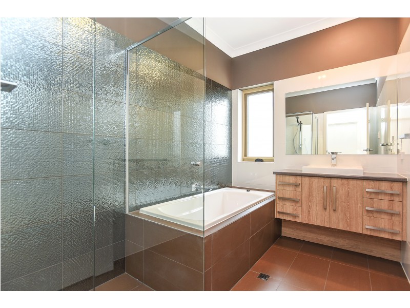 27 Third Avenue (Lot 100), Moana SA 5169