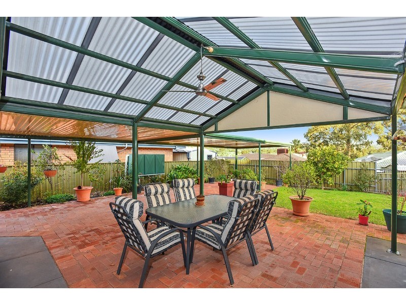 29 Daveys Road, Flagstaff Hill SA 5159