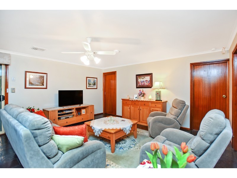 29 Daveys Road, Flagstaff Hill SA 5159