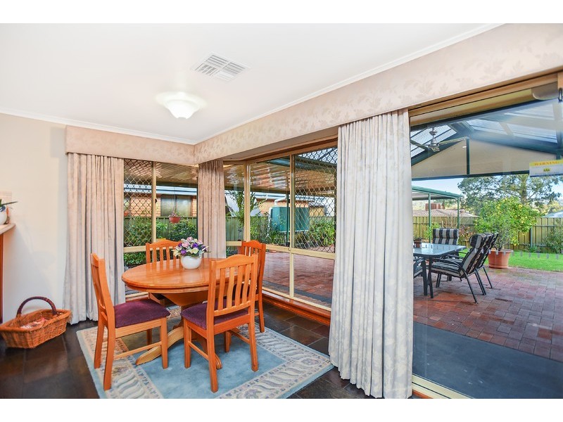 29 Daveys Road, Flagstaff Hill SA 5159