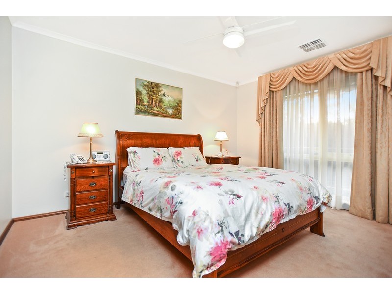 29 Daveys Road, Flagstaff Hill SA 5159