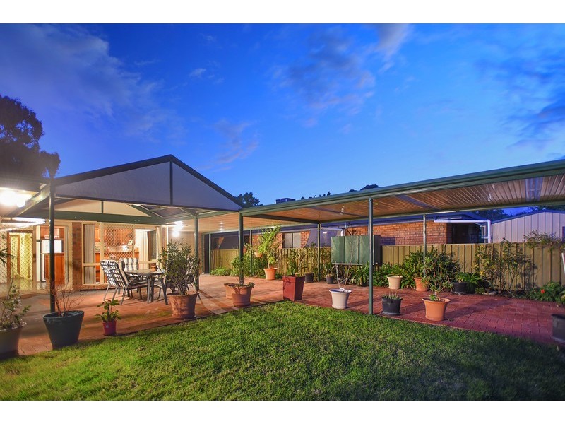 29 Daveys Road, Flagstaff Hill SA 5159