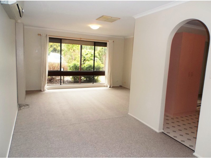 124 Taylors Avenue, Morphett Vale SA 5162