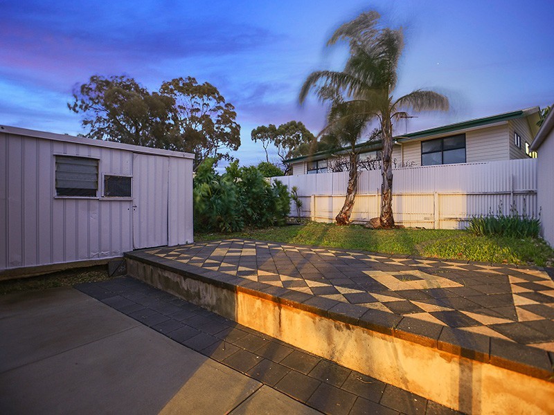 27 Marcian Street, Christie Downs SA 5164