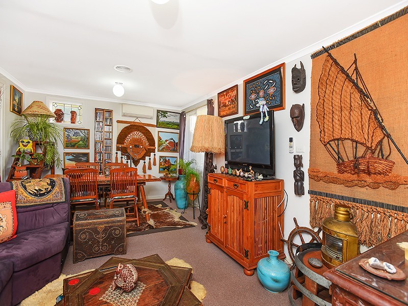 33 Flavian Crescent, Morphett Vale SA 5162