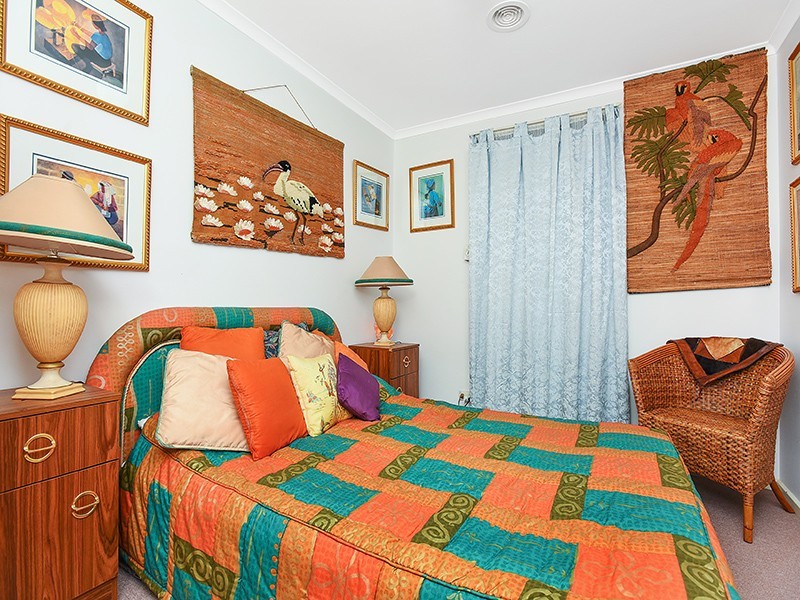 33 Flavian Crescent, Morphett Vale SA 5162