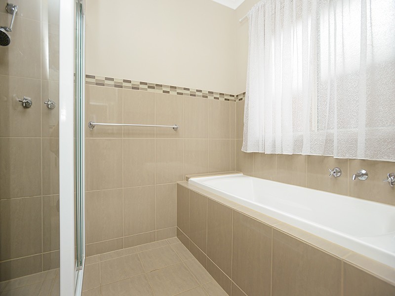 18 Manordale Court, Seaford Meadows SA 5169