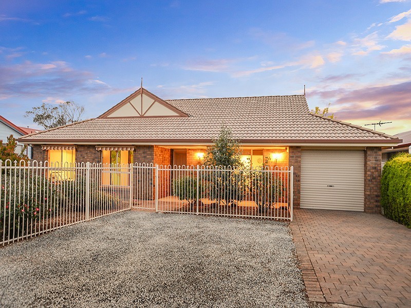 20 Rowley Road, Port Willunga SA 5173