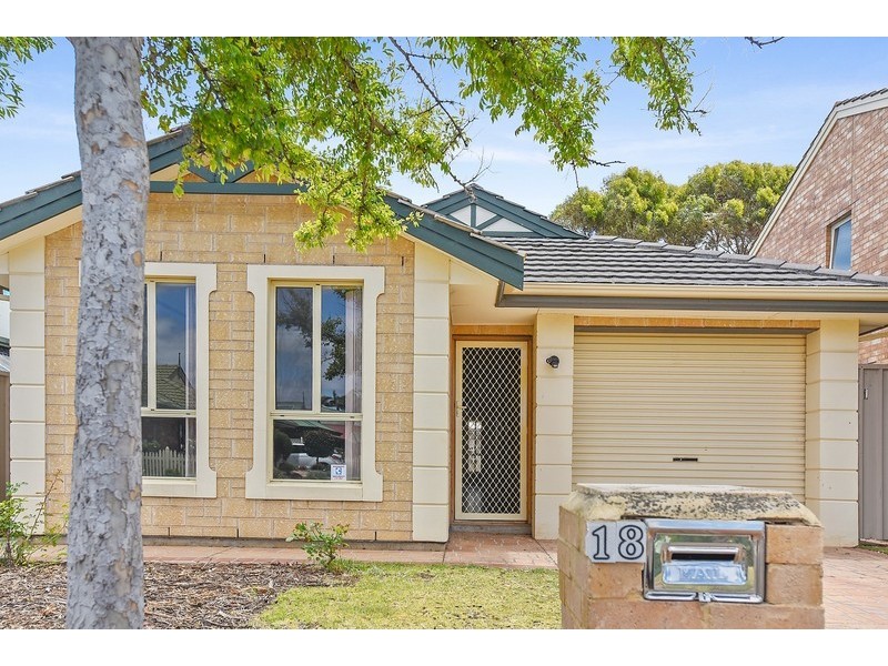 18 Windlass Square, Seaford Rise SA 5169