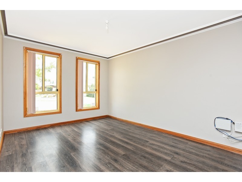 18 Windlass Square, Seaford Rise SA 5169