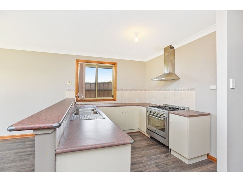 18 Windlass Square, Seaford Rise SA 5169