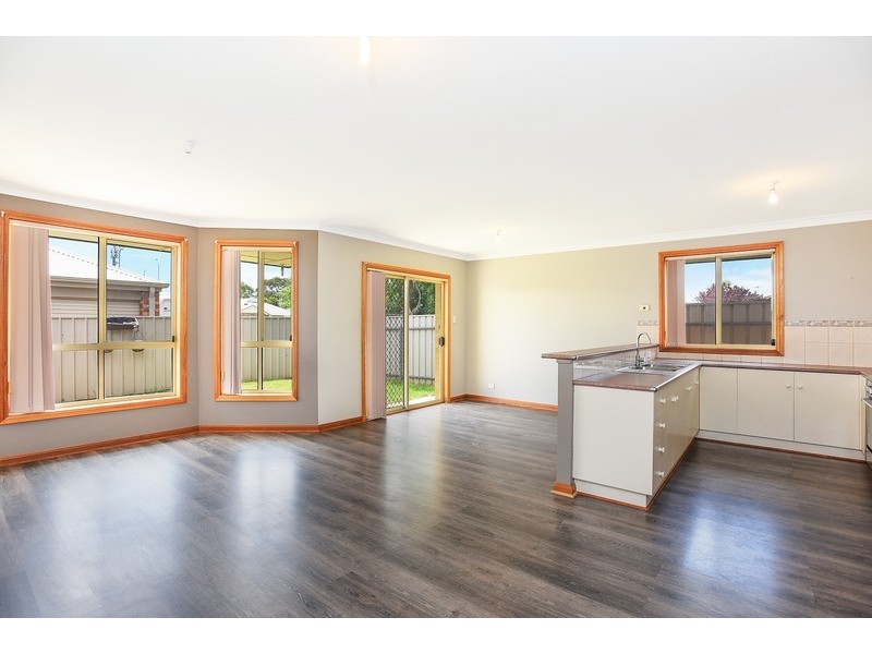 18 Windlass Square, Seaford Rise SA 5169