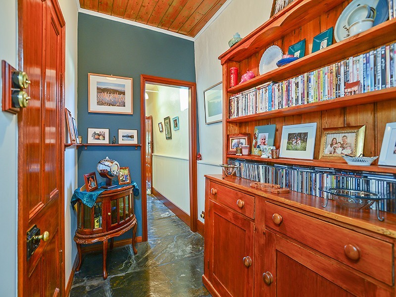 24 St Peters Terrace, Willunga SA 5172
