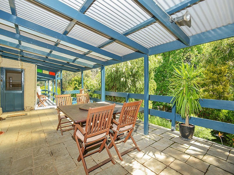 24 St Peters Terrace, Willunga SA 5172