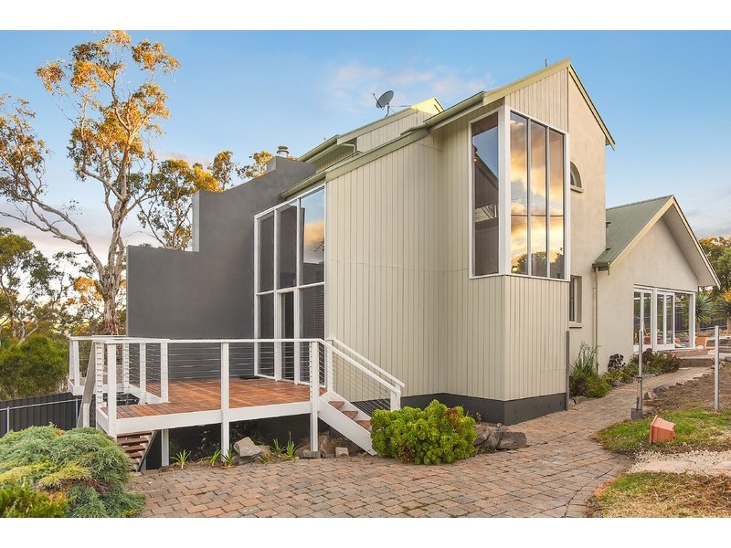 1 Fernbank Road, Victor Harbor SA 5211