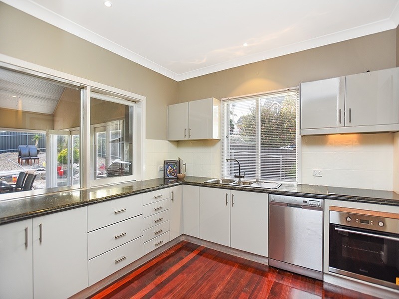 1 Fernbank Road, Victor Harbor SA 5211