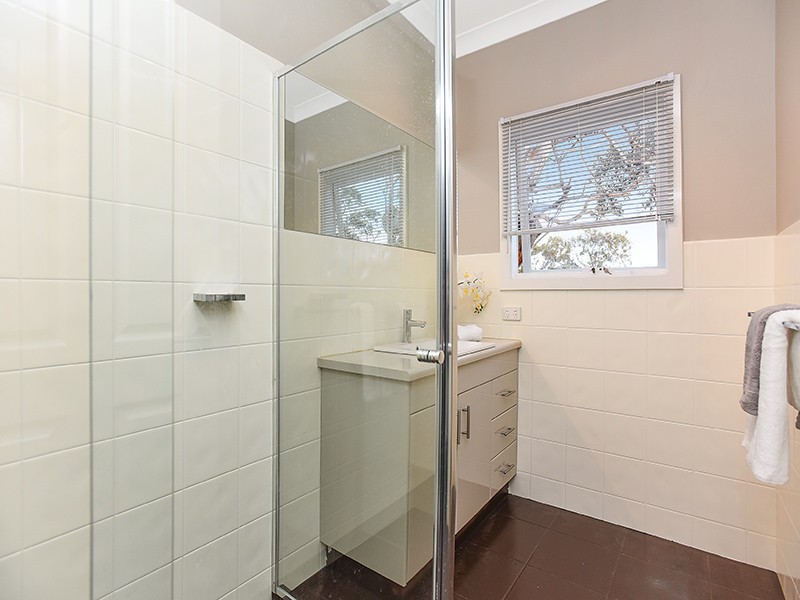 1 Fernbank Road, Victor Harbor SA 5211