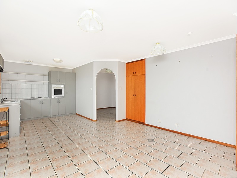 2 Maturin Avenue, Christies Beach SA 5165