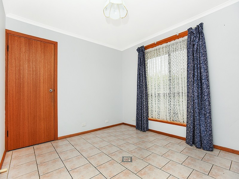 2 Maturin Avenue, Christies Beach SA 5165