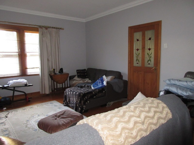 8 Norman Road, Willunga SA 5172