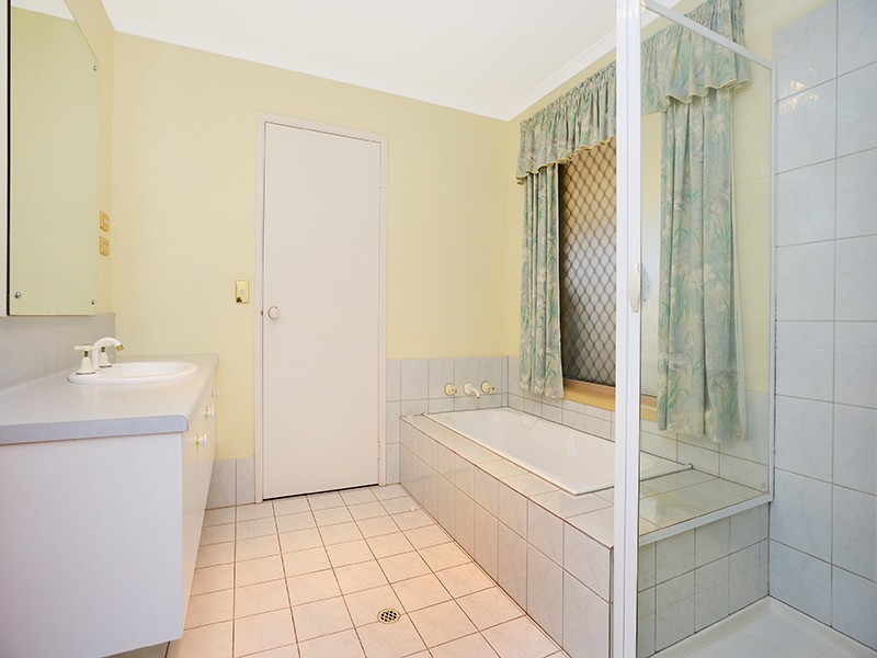 61 Barbados Drive, Seaford Rise SA 5169