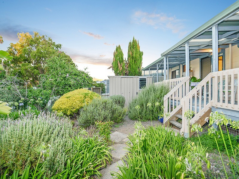 11 Phillip Street, Moana SA 5169