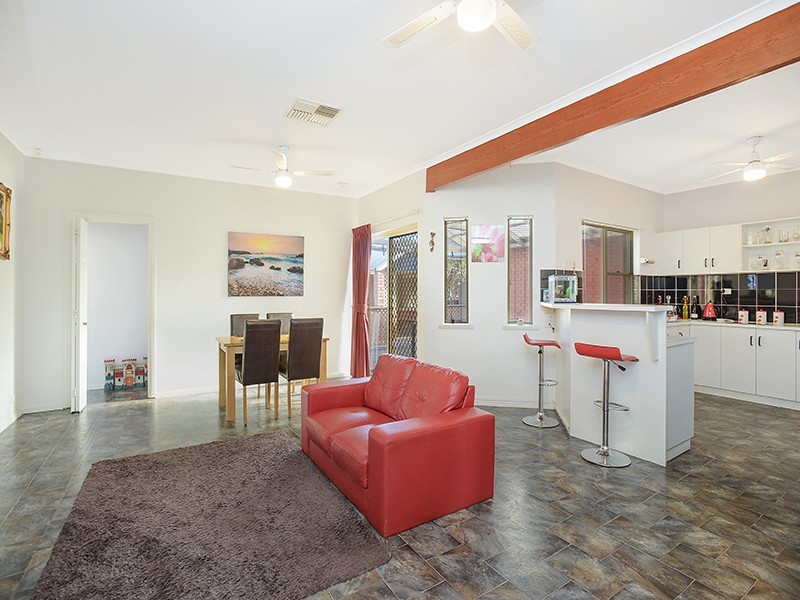 6 Southsea Way, Moana SA 5169