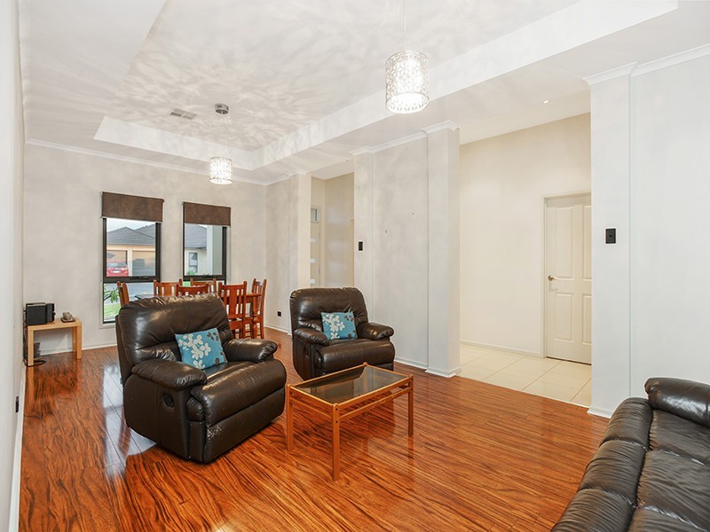 79 Esperance Boulevard, Seaford Rise SA 5169