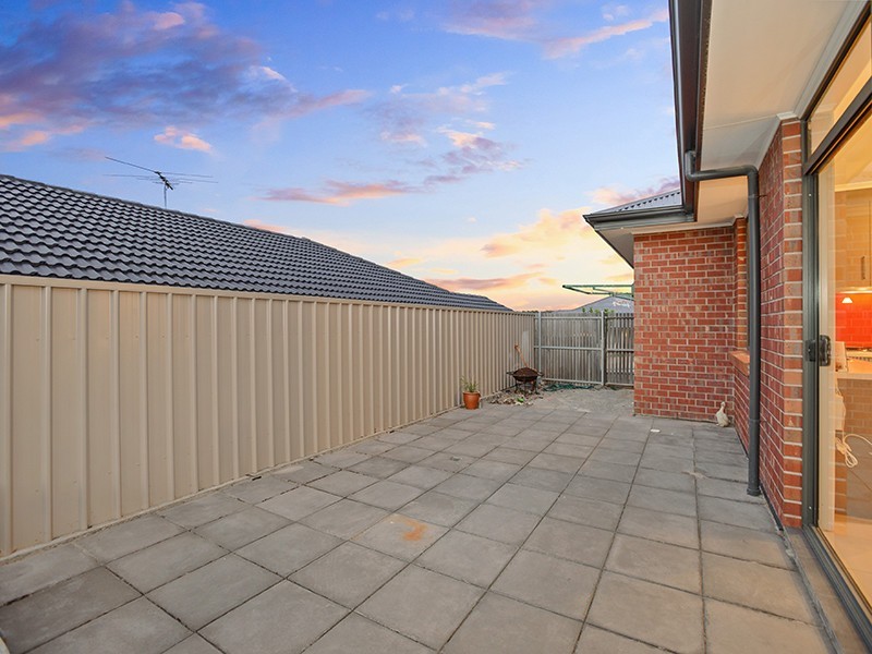 79 Esperance Boulevard, Seaford Rise SA 5169