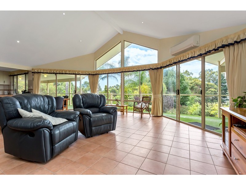 146 Pine Road, Woodcroft SA 5162