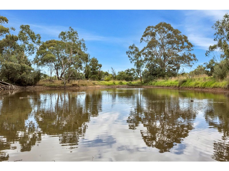 146 Pine Road, Woodcroft SA 5162