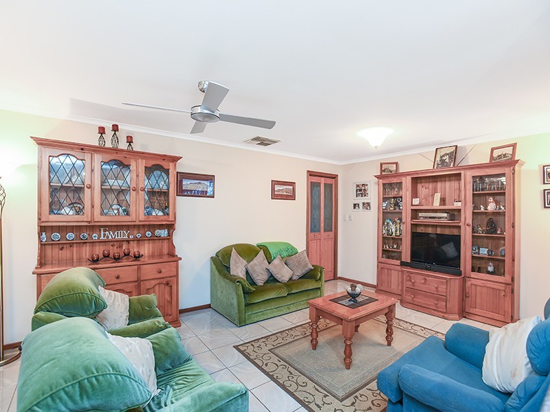 12 Minerva Grove, Happy Valley SA 5159