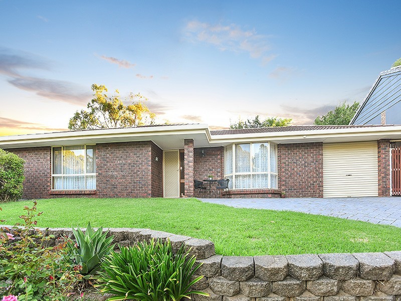 12 Minerva Grove, Happy Valley SA 5159