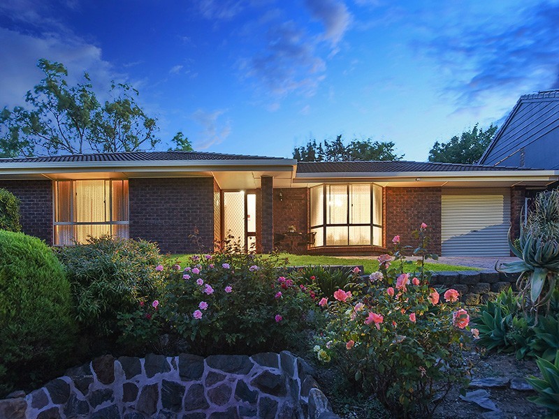 12 Minerva Grove, Happy Valley SA 5159