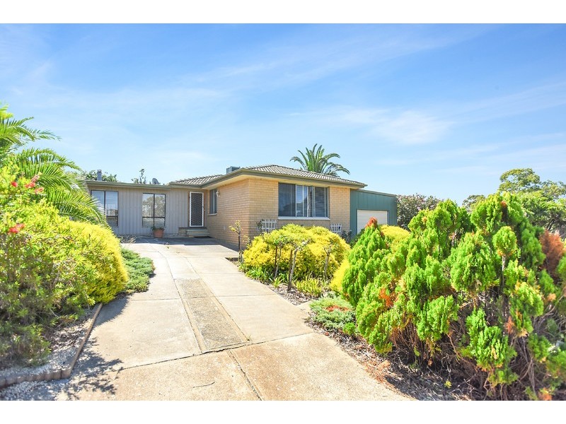 3 Mallow Street, O’sullivan Beach SA 5166