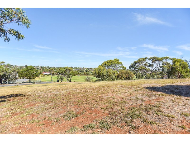 3 Mallow Street, O’sullivan Beach SA 5166