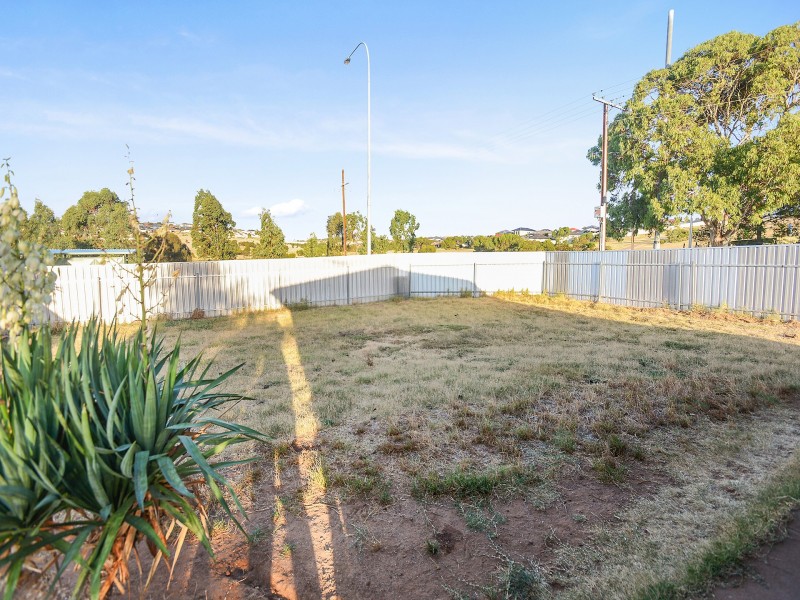 1 Domain Street, Moana SA 5169
