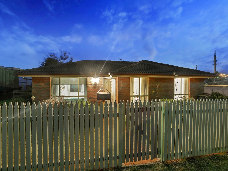 1 Domain Street, Moana SA 5169