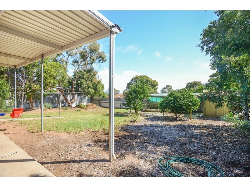 4 Arnhem Crescent, Hackham West SA 5163