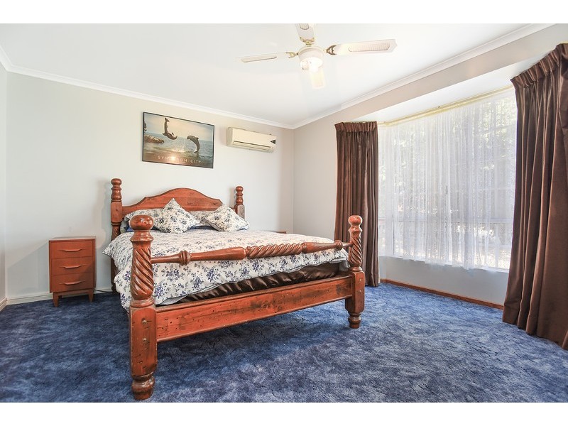 13 Woocalla Street, O’sullivan Beach SA 5166