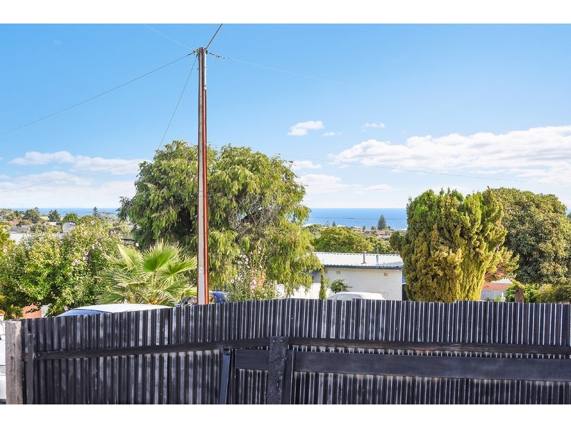 13 Woocalla Street, O’sullivan Beach SA 5166