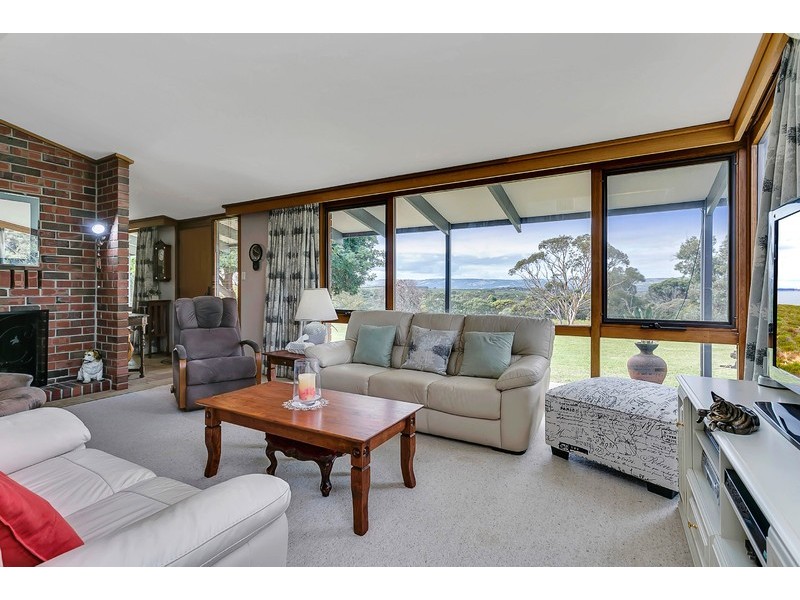 52 Seaview Road, Mclaren Vale SA 5171