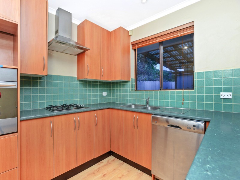 6 Kingsbridge Drive, Morphett Vale SA 5162