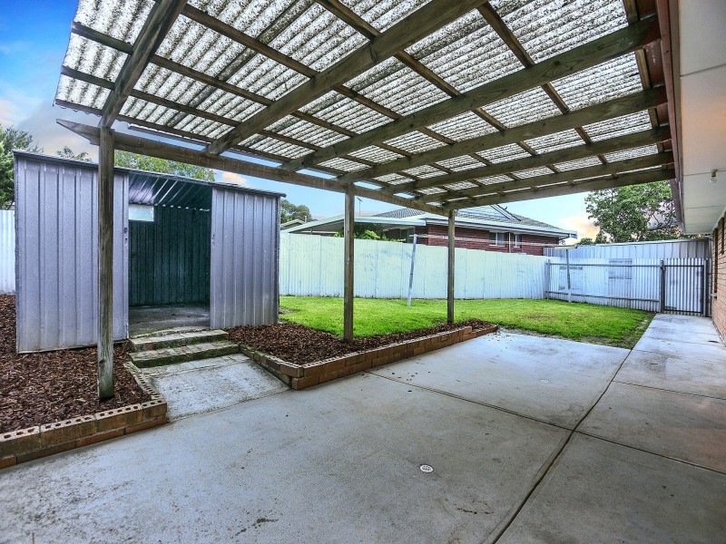 6 Kingsbridge Drive, Morphett Vale SA 5162