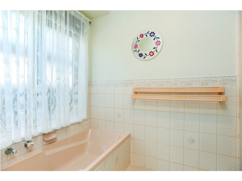 10 Port Royal Court, Seaford Rise SA 5169