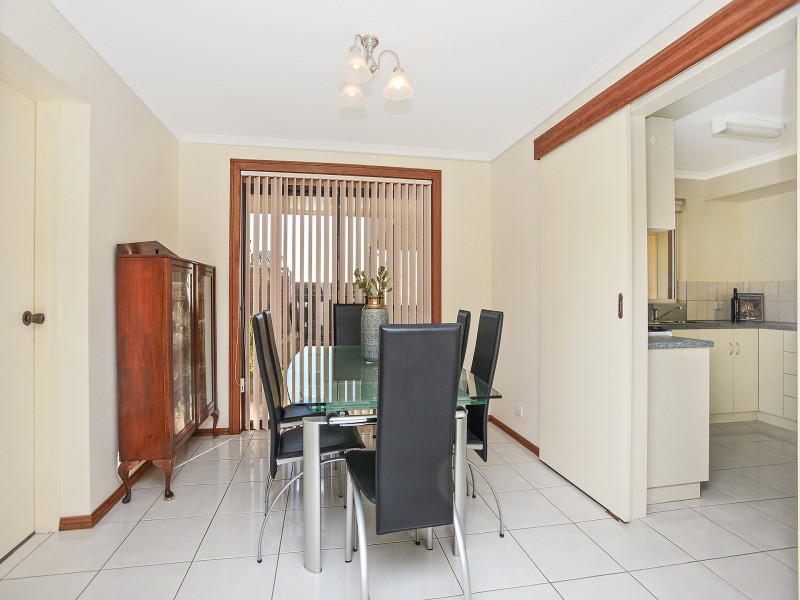 24 Maidencombe Drive, Moana SA 5169