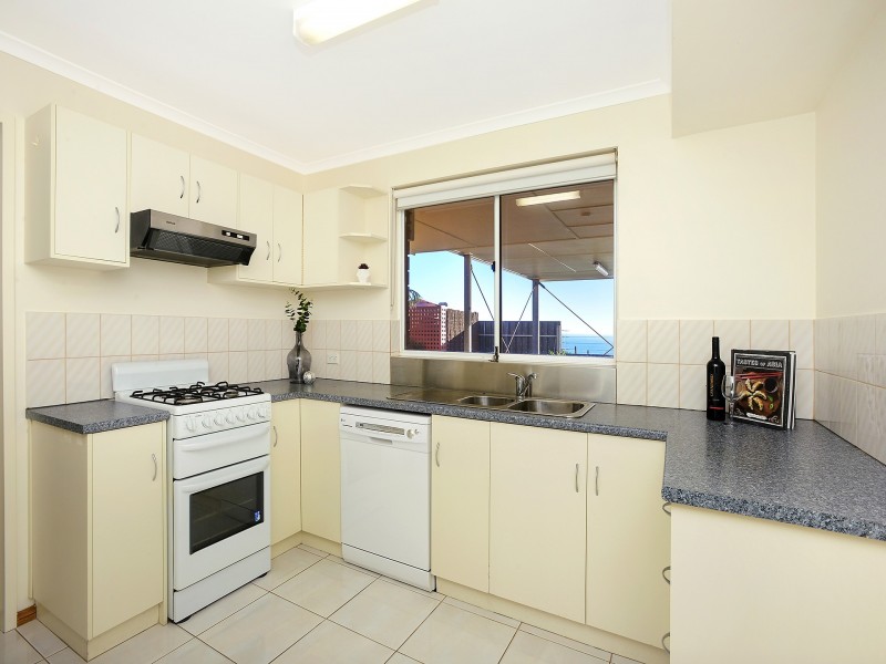 24 Maidencombe Drive, Moana SA 5169