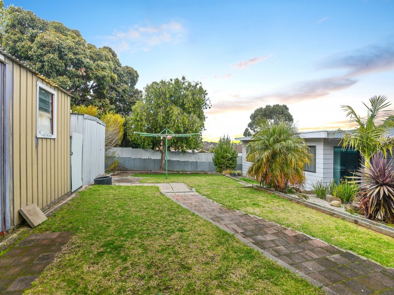 9 Atkins Crescent, Morphett Vale SA 5162
