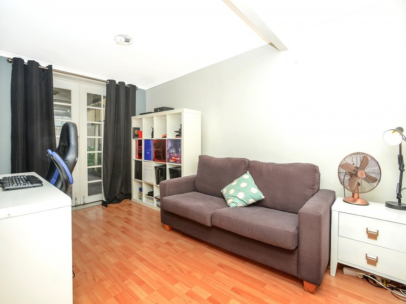 9 Second Avenue, Ascot Park SA 5043