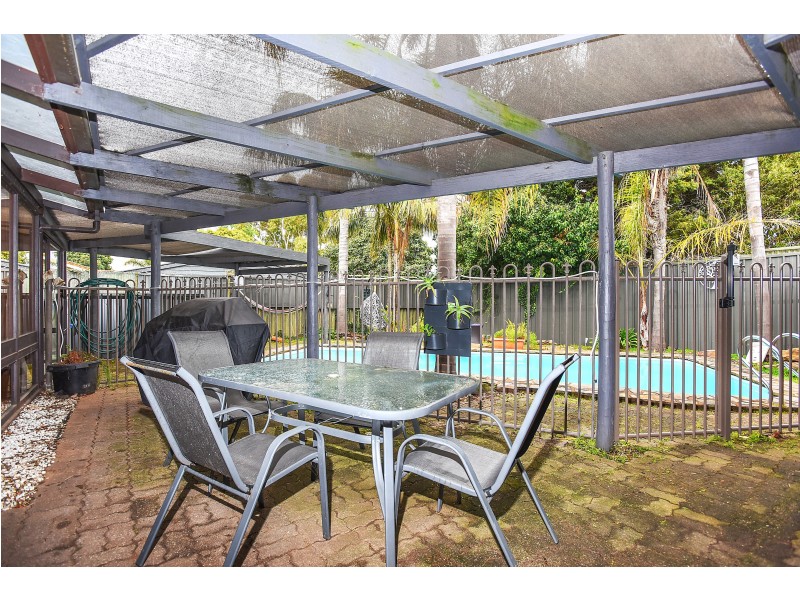 54 Carbenet Drive, Hackham SA 5163